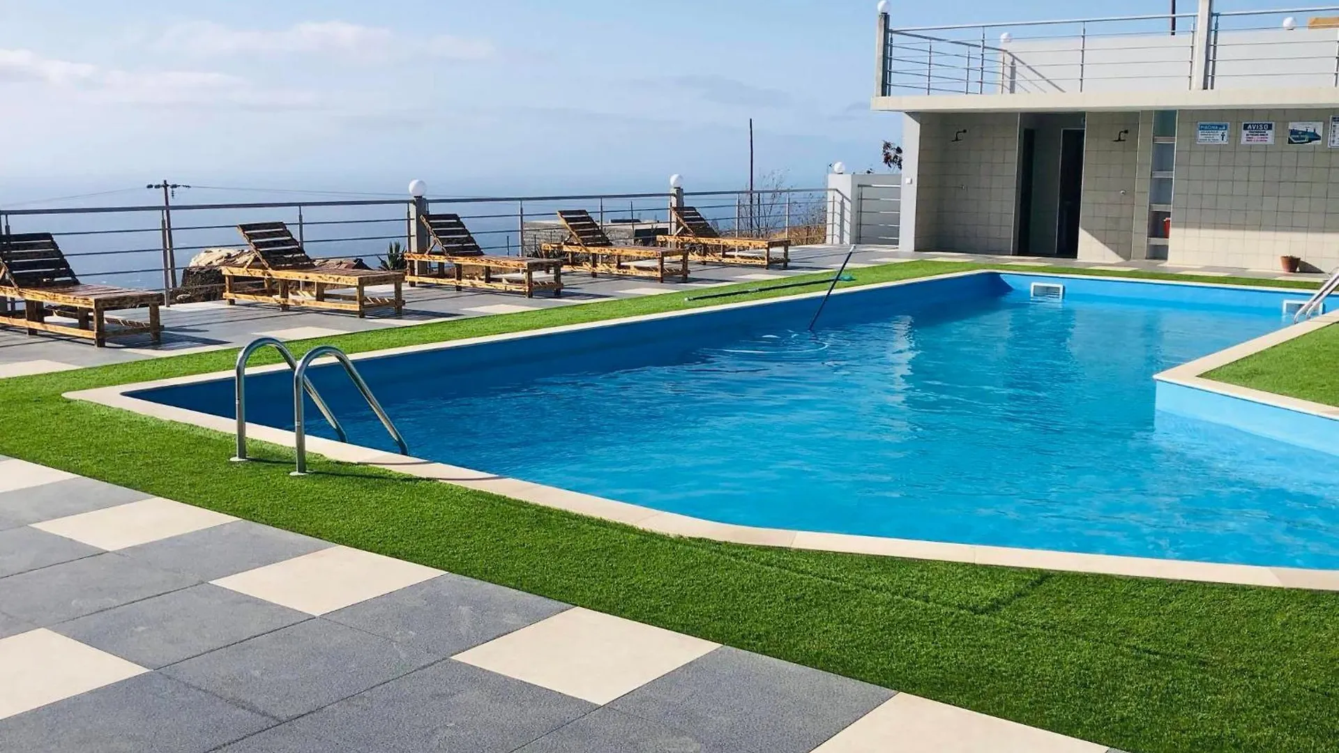 Edificio Cosec Hotel Cova Figueira